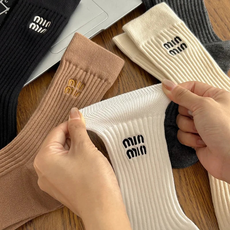 5 Pairs Socks Letter Designer Women Socks Luxury Brands Embroidered Striped Double-needle Mid-Tube Fashion Solid Cotton Socks
