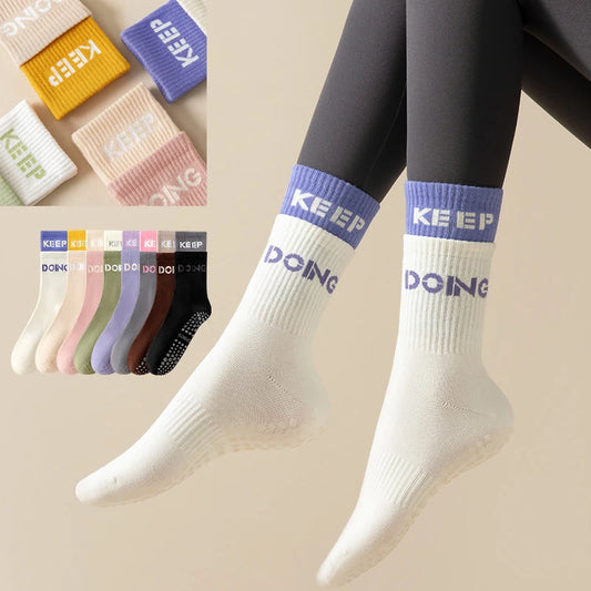 2 Pairs Yoga Socks for Women Stripe Pure Cotton Non Slip Pilates Socks Silicone Grips Indoor Sports Fitness Gym Dance Yoga Socks